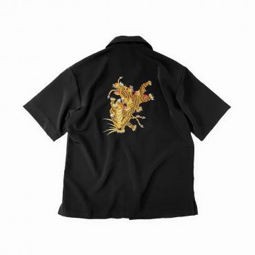 Tiger embroidery Open collar shirt *Black*