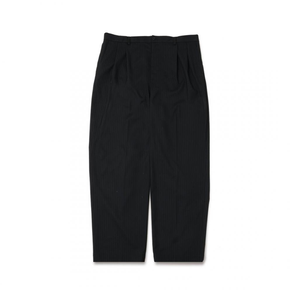 Striped Pleated Trouser *ブラック*