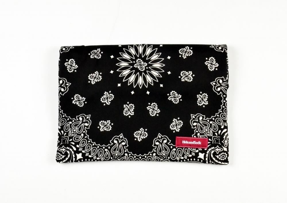 BANDANNA CLUTCH BAG *ブラック*