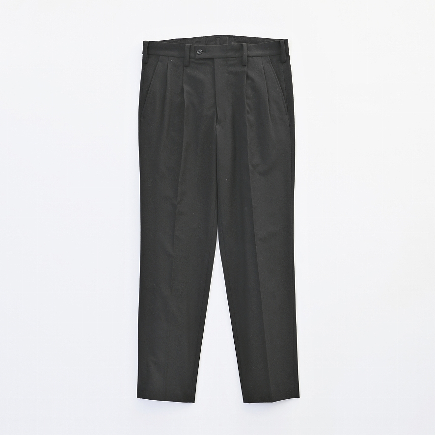 STRETCH TAPERED SLACKS *ブラック*