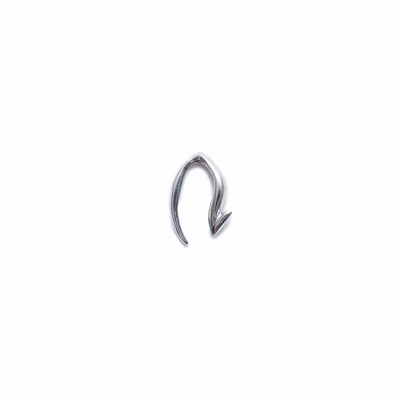 TAIL EARRINGS SILVER *シルバー*