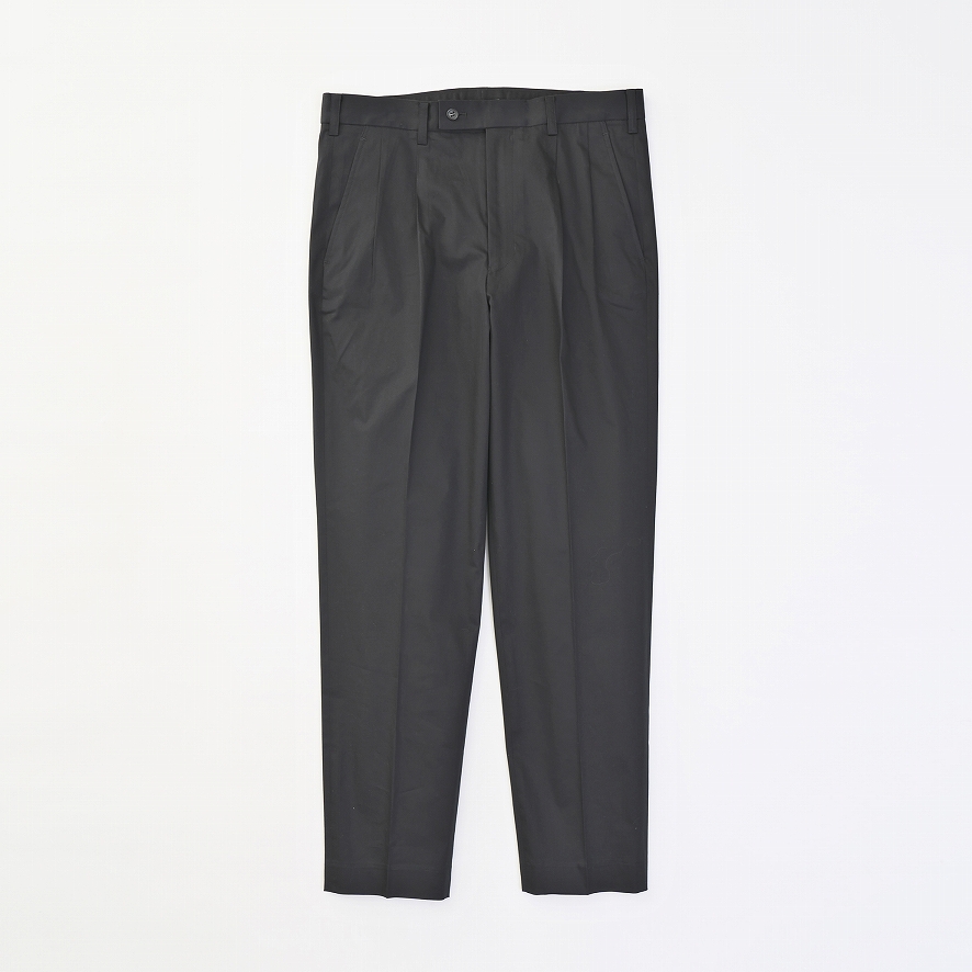TAPERED LINEN SLACKS *ブラック*