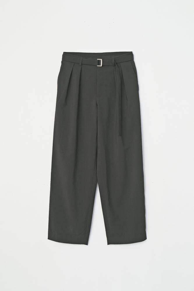 2 TUCK SLACKS *ブラック*