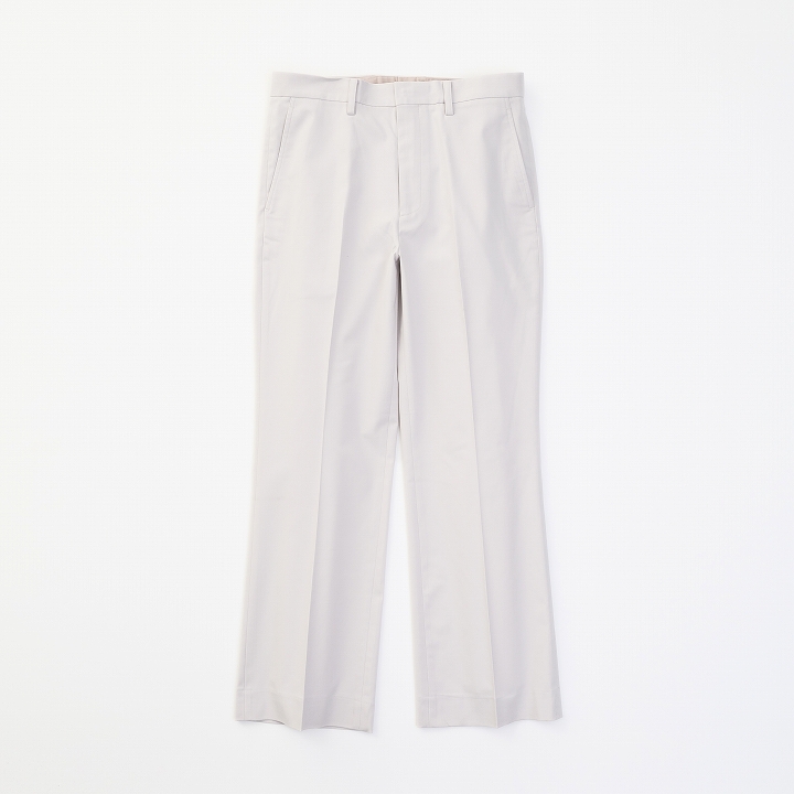 BOOTS CUT SLACKS *ホワイト*