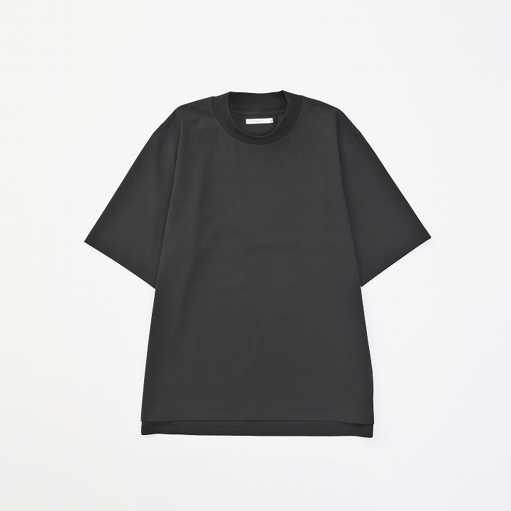 SEAMLESS MOCK NECK TEE *ブラック*